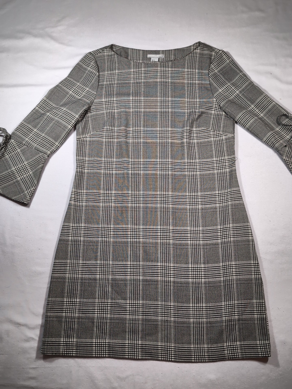 H&M Plaid Shift Dress in Grey and White